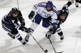 电子竞技平台博彩-明晨乒超联赛前瞻：郑钦文伤情更新，菲尼克斯太阳冲击不败纪录